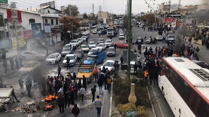 iran-benzin-protesto
