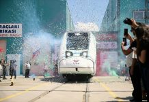 İlk yerli ve milli elektrikli tren Sakarya’da raylara indi