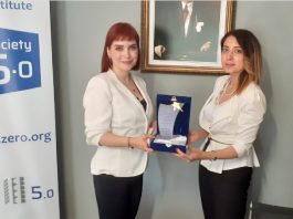 BY Protokol Dergisi’nden Dr. Kara’ya ‘Temassız Ödülü’