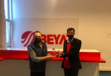 Türker Akıncı’ya By Protokol’den Ödül