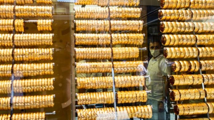 _117658294_gettyimages-1227830154