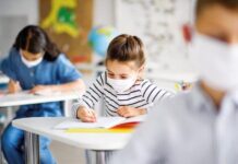 Yeni eğitim yılında ilk dönem ara tatili 15-19 Kasım tarihleri arasında, yarıl tatili ise 24 Ocak-4 Şubat arasında yapılacak