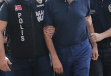 İstanbul merkezli 3 ildeki FETÖ operasyonunda 15 şüpheli gözaltına alındı