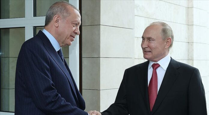 Cumhurbaşkanı Erdoğan: Mevkidaşım Putin ile verimli bir görüşme gerçekleştirerek Soçi’den ayrıldık