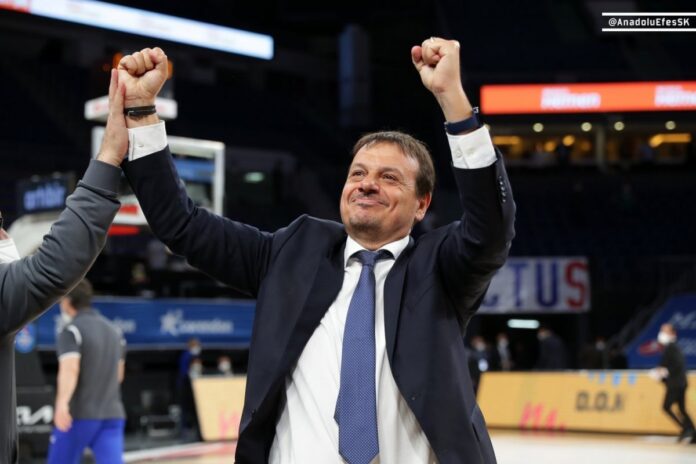 Ergin Ataman'dan Şok Edici İtiraf: Kredim olmasa, giderdim!
