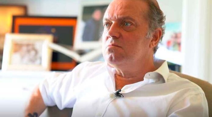 Cem Uzan: AKP 400 milyar doları Katar’da saklıyor Cem Uzan: AKP 400 milyar doları Katar'da saklıyor
