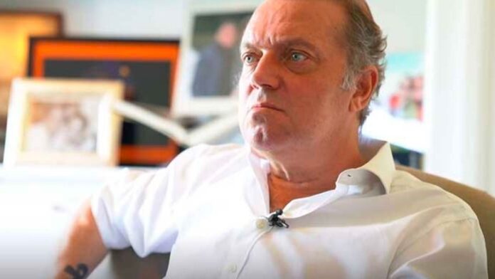 Cem Uzan AKP 400 milyar doları Katar'da saklıyor Cem Uzan: AKP 400 milyar doları Katar'da saklıyor