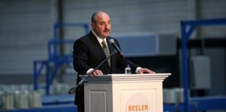 Bakan Varank: Karadeniz'de gazımızı çıkarmakla ilgili çok ciddi bir faaliyet var