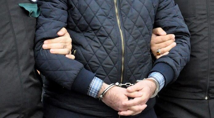 FETÖ Operasyonu Yapıldı! 27 Kişi Gözaltında! FETÖ Operasyonu Yapıldı! 27 Kişi Gözaltında!