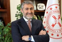 Hazine ve Maliye Bakanı Nebati: Ekonomimiz büyümeye, ihracat rekorları kırmaya devam ediyor Hazine ve Maliye Bakanı Nebati: Ekonomimiz büyümeye, ihracat rekorları kırmaya devam ediyor