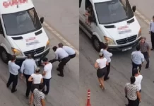 Yaşlı adam market servisinin altında kaldı!