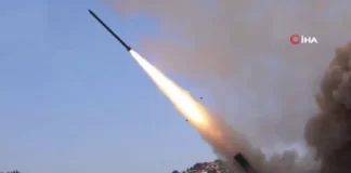 Çin Tayvan'da çok sayıda balistik füze fırlattı!