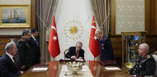 2022 Yılı Yüksek Askeri Şura (YAŞ) toplantısının ardından basın açıklaması yaptı.