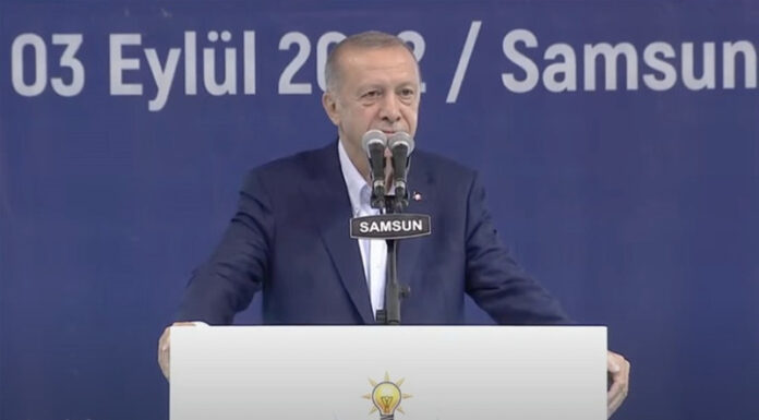 Cumhurbaşkanı Erdoğan: Ne yaparsanız yapın, bu milletin kardeşliğini bozamayacaksınız Cumhurbaşkanı Erdoğan: Ne yaparsanız yapın, bu milletin kardeşliğini bozamayacaksınız