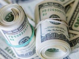 Dolar/TL’de tarihi zirveye yakın yatay seyir