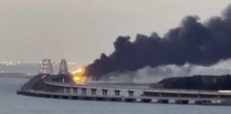 Kırım'da Kerç Köprüsü üzerinde patlama oldu!