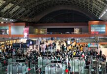 Sabiha Gökçen Havalimanı’nda bayram yoğunluğu başladı