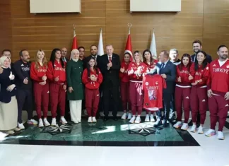 Cumhurbaşkanı Erdoğan, Türkiye Milli Paralimpik Takımı sporcularını kabul etti