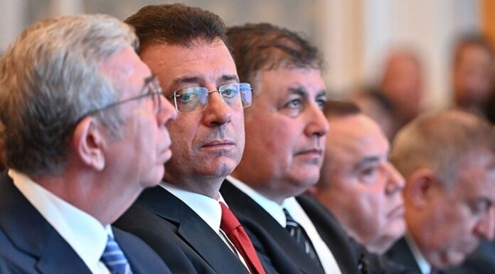Cemil Tugay’dan ‘adaylık’ için net açıklama: CHP’den tek ismi önerdi