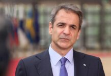 Yunanistan Başbakanı Miçotakis, İsrail’in politikalarını kınamadığı için ülkesinde eleştirildi