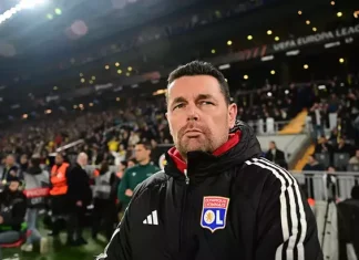 Lyon’da teknik direktör Pierre Sage ile yollar ayrıldı