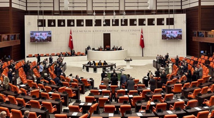 Diyarbakır Kent Koruma ve Dayanışma Platformu: TBMM Başkanı ve Meclis’te grubu bulunan siyasi partilerle görüşeceğiz