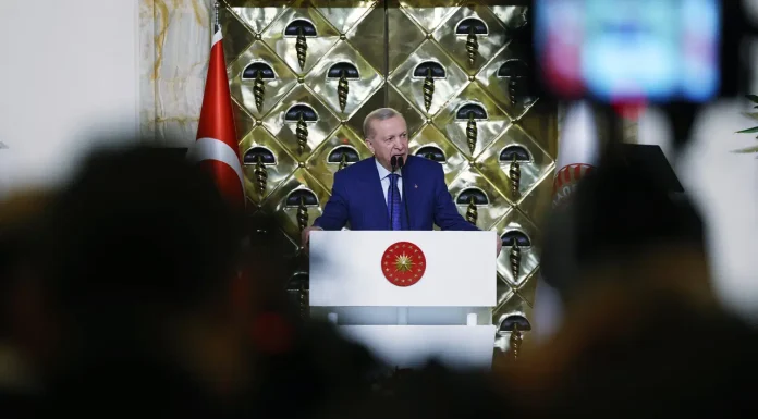 Erdoğan: ‘Biz tarafsız değiliz, Türkiye’nin tarafı belli’