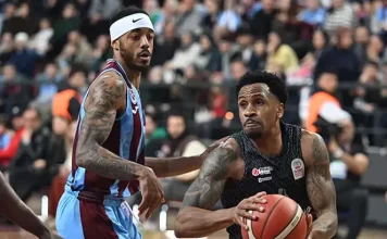 Petkimspor deplasmanda Trabzonspor’u devirdi