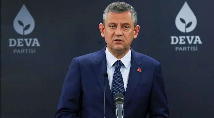 DEVA Partisi’ni ziyaret eden Özgür Özel’den iktidara net mesaj: ‘Ara seçim talebimizi ortadan kaldıracak tek şey…’