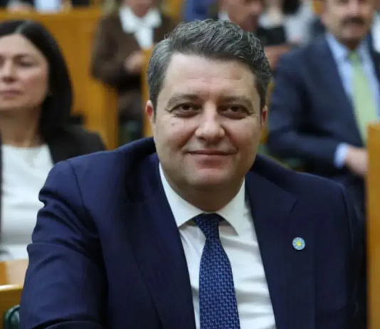 İYİ Parti’den istifa etmişti… Ersin Beyaz’ın AKP’ye geçeceği gündemde!