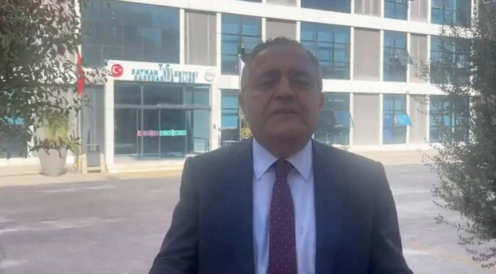 YENİ Partili Tanrıkulu iktidara Batman’dan seslendi: ‘Kayyım uygulamasına son verin!’ YENİ Partili Tanrıkulu iktidara Batman'dan seslendi: 'Kayyım uygulamasına son verin!'